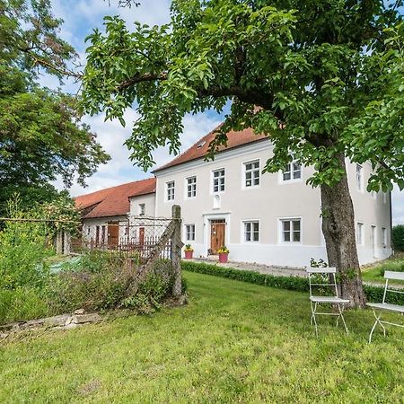 Historischer Pfarrhof Niederleierndorf Langquaid Esterno foto